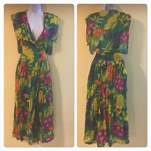 Vintage RENE DERHY Paris Floral Dress